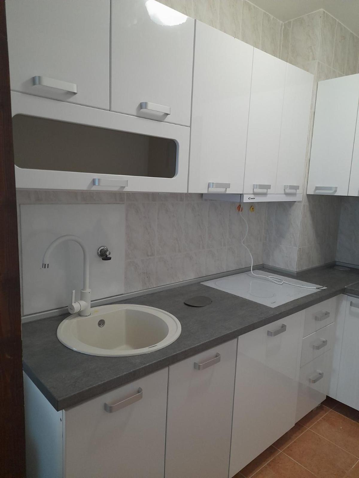 Apartment Tijana Сутоморе Екстер'єр фото