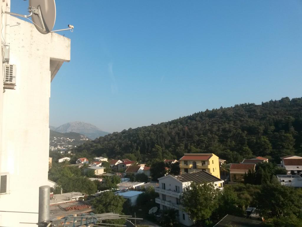 Apartment Tijana Сутоморе Екстер'єр фото