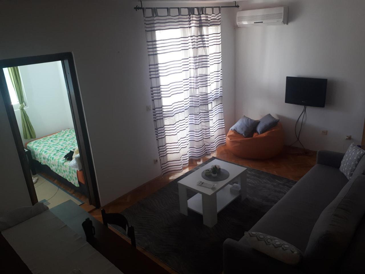 Apartment Tijana Сутоморе Екстер'єр фото
