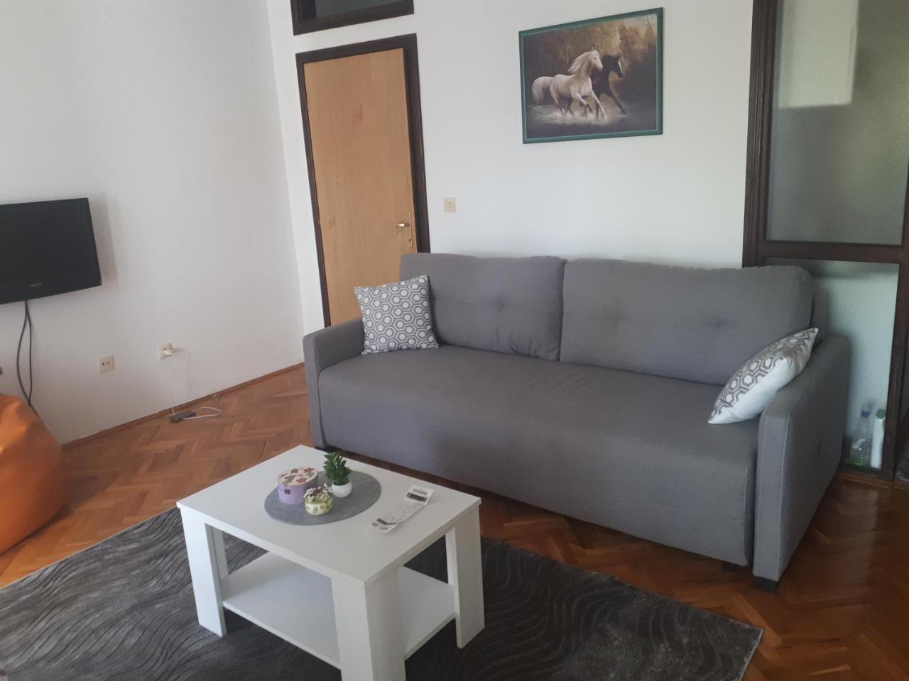 Apartment Tijana Сутоморе Екстер'єр фото