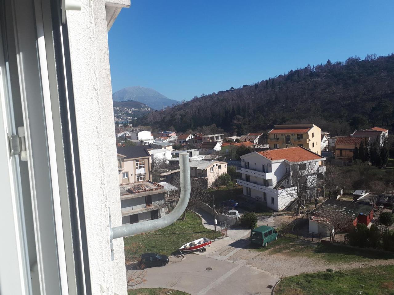 Apartment Tijana Сутоморе Екстер'єр фото